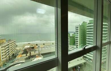 Imagem 2: Apartamento para Venda em Itapema, Meia Praia, 4 dormitórios, 4 suítes, 5 banheiros, 4 vag