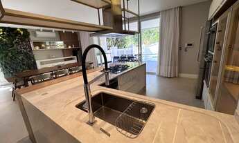 Imagem 6: Casa em Condomínio para Venda em Itajaí, Praia Brava de Itajaí, 4 dormitórios, 4 suítes, 6