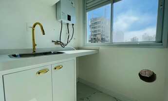 Imagem 6: Apartamento para Venda em Itapema, Meia Praia, 3 dormitórios, 3 suítes, 4 banheiros, 2 vag