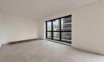 Imagem 3: Apartamento para Venda em Itapema, Meia Praia, 3 dormitórios, 3 suítes, 4 banheiros, 2 vag