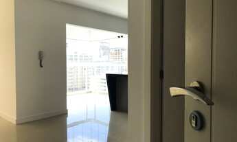 Imagem 3: Apartamento para Venda em Itapema, Meia Praia, 3 dormitórios, 3 suítes, 4 banheiros, 2 vag