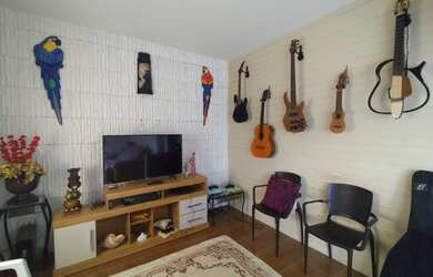 Imagem 7: Casa para Venda em Juiz de Fora, Bairu, 6 dormitórios, 2 suítes, 3 banheiros, 2 vagas