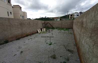 Imagem 3: Casa para Venda em Juiz de Fora, Filgueiras, 2 dormitórios, 1 banheiro, 2 vagas