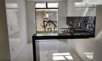 Imagem 2: Casa para Venda em Juiz de Fora, Aeroporto, 3 dormitórios, 1 suíte, 4 banheiros, 2 vagas