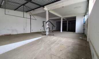 Imagem 2: Galpão para Venda em Juiz de Fora, Linhares, 3 dormitórios, 1 suíte, 4 banheiros, 10 vagas