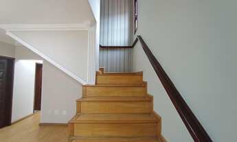 Imagem 3: Casa para Venda em Juiz de Fora, Ipiranga, 4 dormitórios, 1 suíte, 4 banheiros, 1 vaga