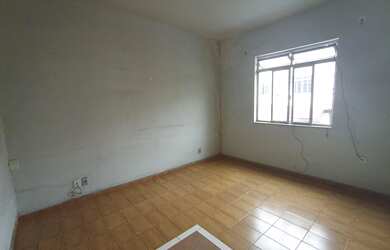 Imagem 2: Imóvel Comercial para Venda em Juiz de Fora, Ipiranga, 4 dormitórios, 1 suíte, 2 banheiros