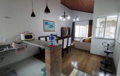 Imagem 3: Casa para Venda em Juiz de Fora, São Pedro, 2 dormitórios, 1 banheiro, 1 vaga