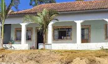 Imagem: Chácara com Piscina à Venda no Bairro