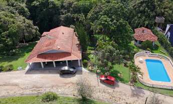 Imagem 2: ???? Linda Chácara Completa a Apenas 1,5 km do Centro – Socorro/SP - próxima à Prefeitura