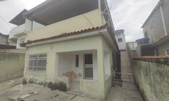 Imagem 2: Casa para Venda em Nova Iguaçu, Engenho Pequeno, 4 dormitórios, 1 suíte, 4 banheiros, 3 va