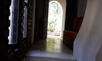 Imagem 5: Casa para Venda em Salvador, Candeal, 4 dormitórios, 2 suítes, 4 banheiros, 2 vagas