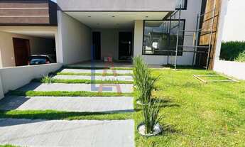 Imagem 2: Casa Sobrado Com Piscina e 3 Suítes Condomínio Gran Reserve