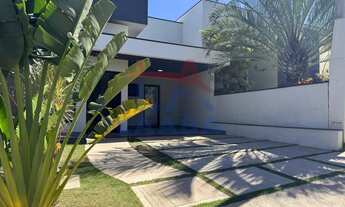 Imagem: Casa com Piscina, 3 suítes Condomínio