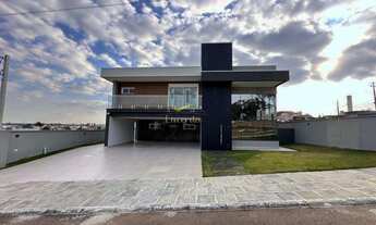 Imagem: Sobrado em condomínio à venda em Pinhais