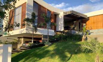 Imagem: Casa de condomínio com 4 quartos, 561m²