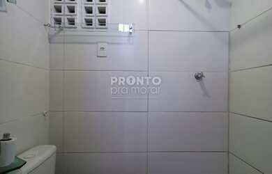 Imagem 15: Prédio/Edifício Inteiro em Espinheiro