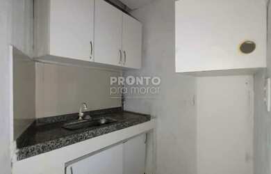 Imagem 11: Prédio/Edifício Inteiro em Espinheiro