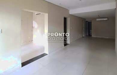 Imagem 12: Prédio/Edifício Inteiro em Espinheiro