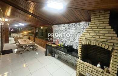 Imagem 4: Casa de Condomínio com 4 quartos em Alpes Suiços