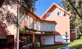 Imagem 2: Casa à venda em Embu das Artes, Chácaras Bartira, com 2 quartos, 330,00m²