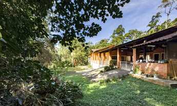 Imagem 3: Casa de condomínio à venda em Embu das Artes, Jardim dos Ipês, com 3 quartos, 500,00m²