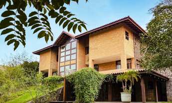 Imagem: Espetacular Residência à Venda - PORTEIRA