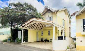 Imagem: Linda casa triplex à venda - Excelente