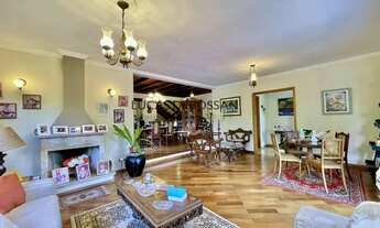 Imagem 4: OPORTUNIDADE NA FAZENDINHA - CASA COM 4 DORMITÓRIOS / 1 SUÍTE