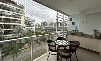 Imagem: Apartamento 3 quartos (3 suítes), varanda