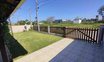 Imagem 4: Casa Térrea com Piscina e Área Gourmet em Guaratuba-Pr