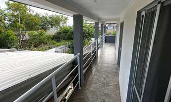 Imagem 5: Sobrado na Barra do Saí – Localização Privilegiada e Conforto