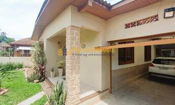 Imagem 3: Casa para Venda em Porto Alegre, Ipanema, 4 dormitórios, 1 suíte, 4 banheiros, 4 vagas