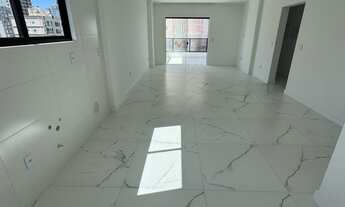 Imagem 2: Apartamento 3 Dormitórios Sendo 1 Suíte 1 Vaga + Lazer com Piscina R$ 1.700.000 Com 35% de