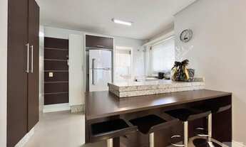 Imagem 5: APTO Á 200 METROS DO MAR COM 1 SUÍTE E 1 DORM. E 2 VAGAS DE GARAGEM Á VENDA EM MEIA PTAIA