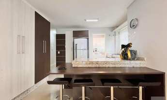 Imagem 6: APTO Á 200 METROS DO MAR COM 1 SUÍTE E 1 DORM. E 2 VAGAS DE GARAGEM Á VENDA EM MEIA PTAIA