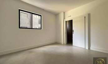 Imagem 4: Apartamento à Venda, 4 Suítes 177.00m² Privativos 3 Vagas de Garagem Pagamento Direto com