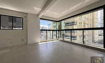 Imagem 2: Apartamento à Venda, 4 Suítes 177.00m² Privativos 3 Vagas de Garagem Pagamento Direto com