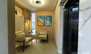 Imagem 3: Apartamento á Venda 2 Dormitórios Sendo 1 Suíte + 1 Vaga 450 Metros do Mar do Perequê Paga