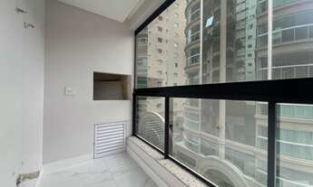 Imagem 3: Apartamento à Venda em Itapema, Meia Praia, com 3 Dormitórios Sendo 2 suítes com 101.00m²