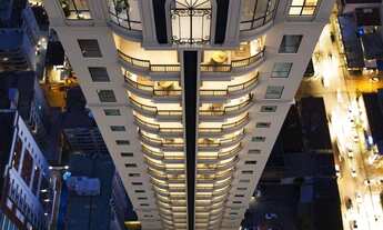 Imagem 2: Apartamento Luxuoso Meia Praia, com 4 Suítes com 185m2 Privativos Entrega este ano Pagamen