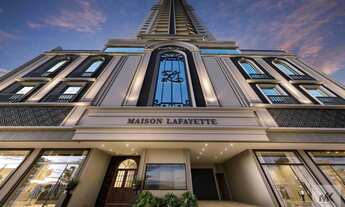 Imagem 3: Apartamento Luxuoso Meia Praia, com 4 Suítes com 185m2 Privativos Entrega este ano Pagamen