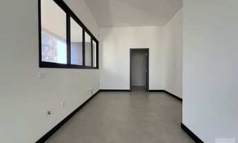 Imagem 4: Apartamento com 180m2 Privativos Sem Mobília - 4 Suítes Sendo 1 Máster + 3 Vagas de Garage