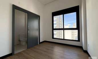 Imagem 6: Apartamento com 180m2 Privativos Sem Mobília - 4 Suítes Sendo 1 Máster + 3 Vagas de Garage