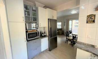 Imagem 2: Apartamento á Venda 3 Dormitórios Sendo 1 suíte 112m²,Privativos Meia Praia de Itapema