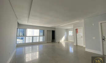 Imagem 3: Apartamento dos sonhos em Balneário Camboriú, com três suítes e uma vista de tirar o fôleg