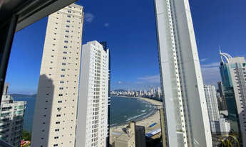 Imagem 2: Apartamento dos sonhos em Balneário Camboriú, com três suítes e uma vista de tirar o fôleg