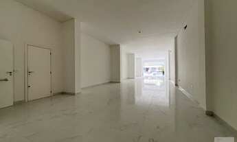 Imagem 4: Sala Comercial Na Meia Praia Ótima Localização R$ 1.900.000,00 50% Entrada Saldo 12 X Dire