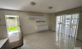 Imagem 3: Vendo Casa com 3 Dormitórios Sendo 1 Suíte + Vaga de Garagem Pátio amplo. em Porto Belo pa