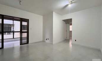 Imagem 4: Vendo Apartamento 2 Dormitórios Sendo 1 suíte + 1 Vaga em Meia Praia Pagamento Facilitado